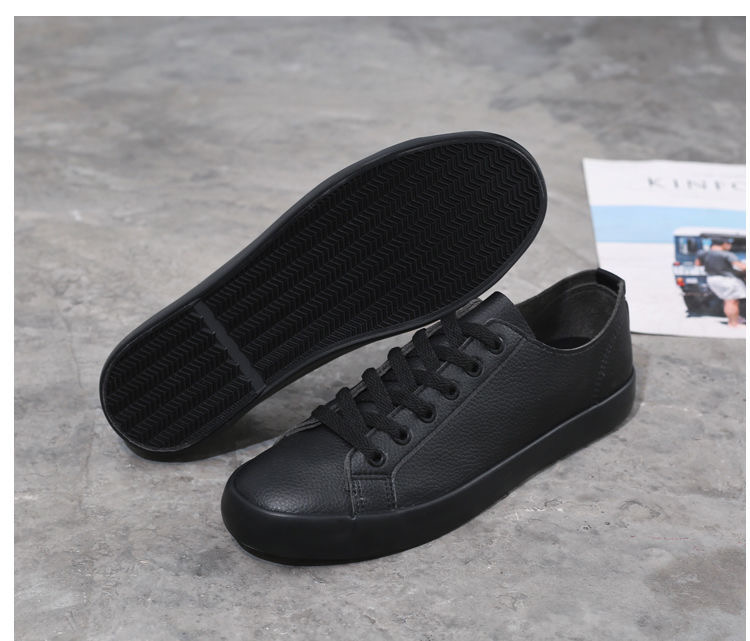 Black Sneakers (Unisex)